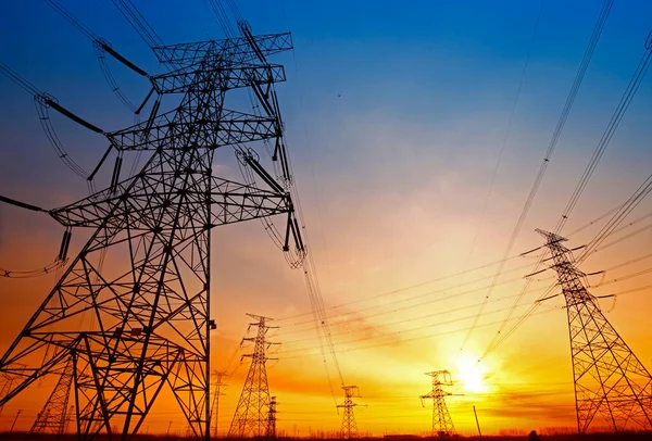 Trådbunden Elektrisk Energi Vid Solnedgången — Stockfoto