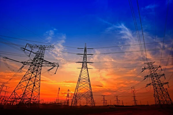 Torre Eléctrica Silueta Atardecer —  Fotos de Stock