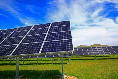 Güneş fotovoltaik panelleri ve güneş fotovoltaik güç üreticisi