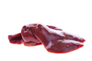 Beyaz arka planda tavuk ciğeri