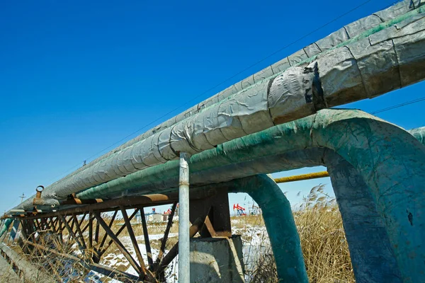Die Pipeline Und Ventilölfelder — Stockfoto