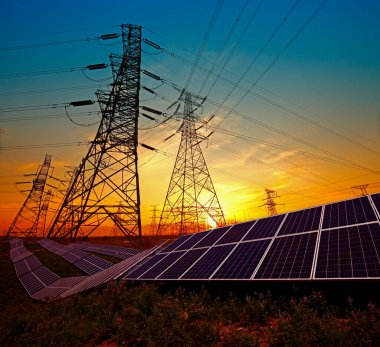 Güneş panelleri ve pilonlar, yeşil çevre koruması