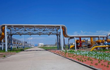 Yağ boruları ve vanalar