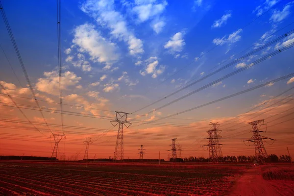 Pylon Time Sunset Industrial Equipment — ストック写真