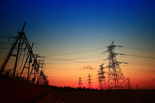 Pylon Time Sunset Industrial Equipment — ストック写真