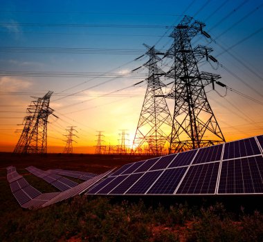 Güneş panelleri ve pilonlar, yeşil çevre koruması