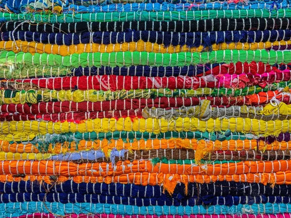 Renkli halı arka planı. Tekstil arkaplanı