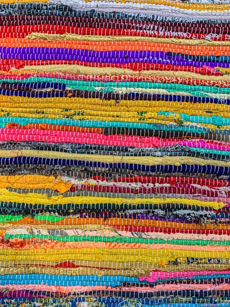 Renkli halı arka planı. Tekstil arkaplanı