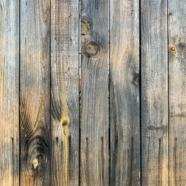 Ahşap duvar arka planı. Çit arkaplanı. Tahtadan yapılmış kalas.
