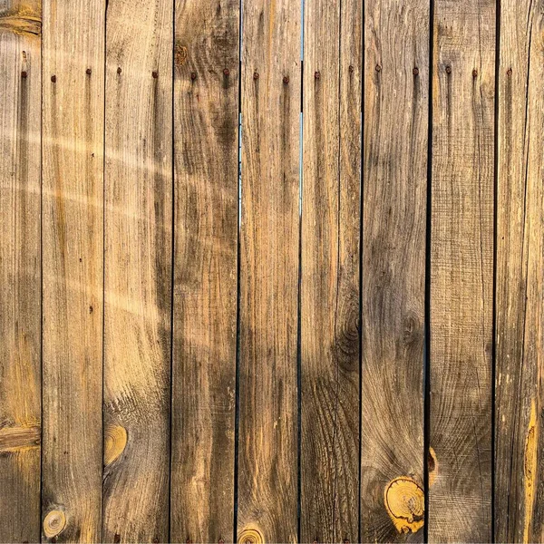 Ahşap duvar arka planı. Çit arkaplanı. Tahtadan yapılmış kalas.