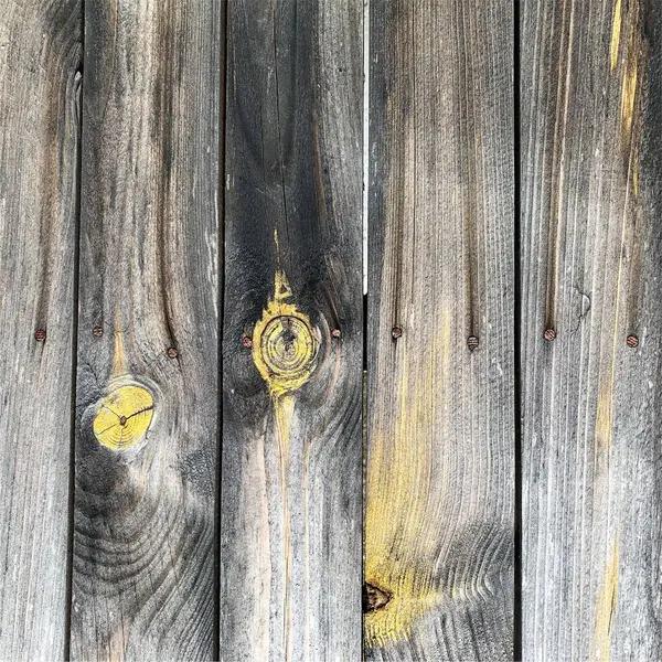 Ahşap duvar arka planı. Çit arkaplanı. Tahtadan yapılmış kalas.