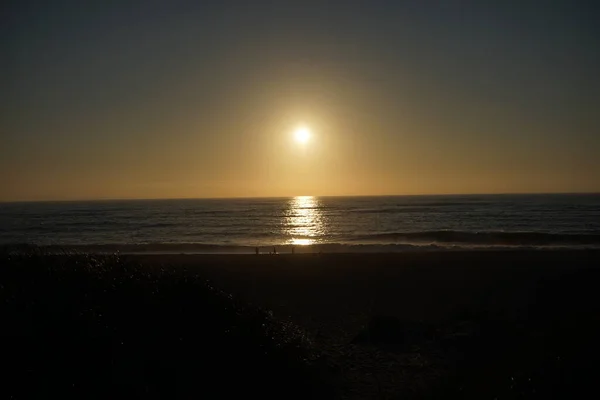 Schöner Sonnenuntergang Über Dem Meer — Stockfoto