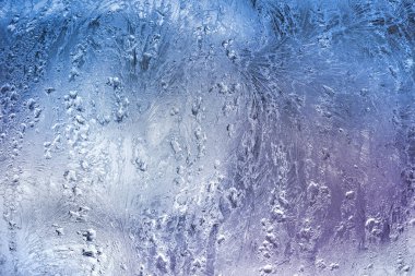 Frost buz kalıpları kış pencere camına 