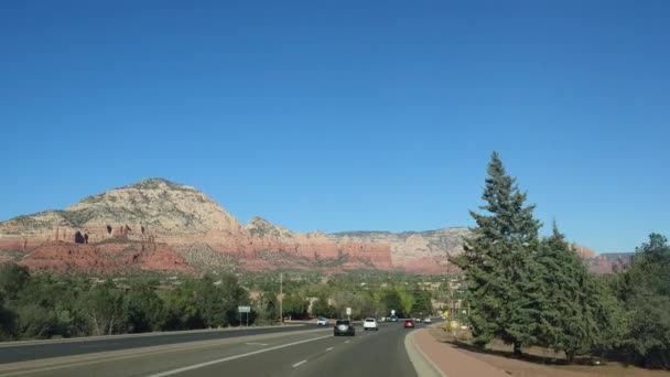 Sedona Arizona Desert Driving Majestic Red Rock Scenery Buttes Steep — Stock Video