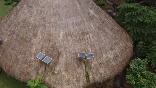 Ubud Bali Indonesia Mana Earthly Paradise Solar Panels Eco Villa — Stockvideo