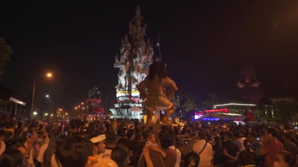인도네시아 2022 Ogoh Ogoh Parade Giant Puppet Festival Nyepi Silence — 비디오