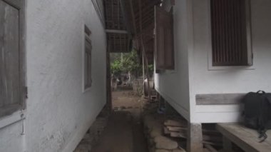 Kampung Naga, Endonezya - Geleneksel Evler, Güzel Doğal Arazi, gür Yeşil Pirinç Tarlaları