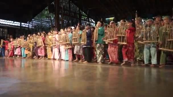 Bandung West Java Indonesia Circa 2014 Saung Angklung Udjo Sundanese — Stok video