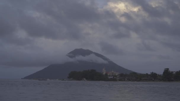 Manado Tua Mount Bunaken National Marine Park North Sulawesi Cloudy — ストック動画