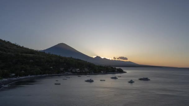 Time Lapse Sunset Mount Agung Volcano Jemeluk Bay Amed Beach — Vídeo de Stock