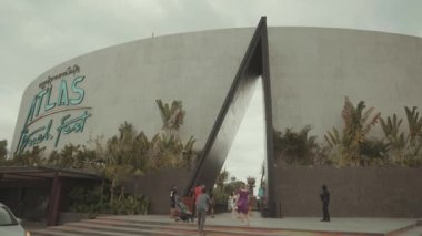 Pantai Berawa Canggu Endonezya 'daki Atlas Plaj Festivali - Restoranlar, Kulüp, Kiracılar, Dış, İç