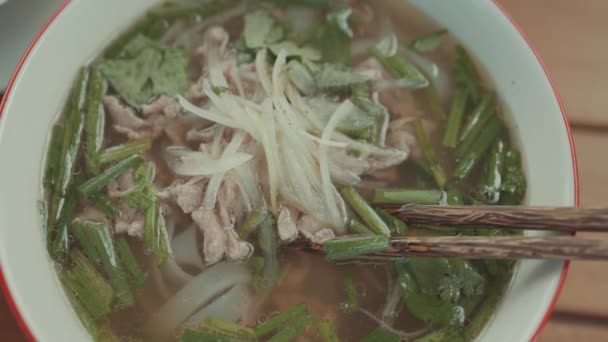 Суп Pho Noodle Єтнам Національна Dish Складаючись Бруту Рисового Яса — стокове відео