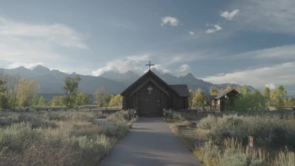 Capilla Transfiguración Iglesia Episcopal San Juan Parque Nacional Grand Teton — Vídeos de Stock