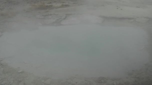 Sentier West Thumb Geyser Basin Dans Parc National Supervolcan Yellowstone — Video