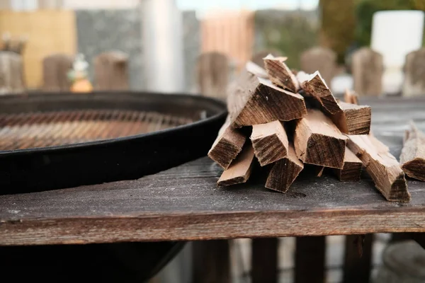 Lot Wooden Logs Grill Prepared Barbecue — Stock Photo, Image