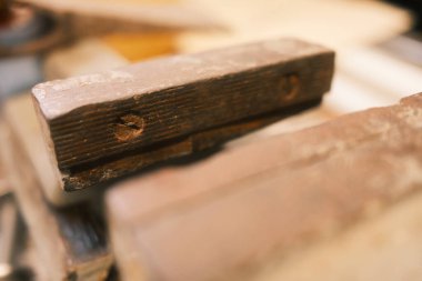 Paslı mengeneyi yeniledim.