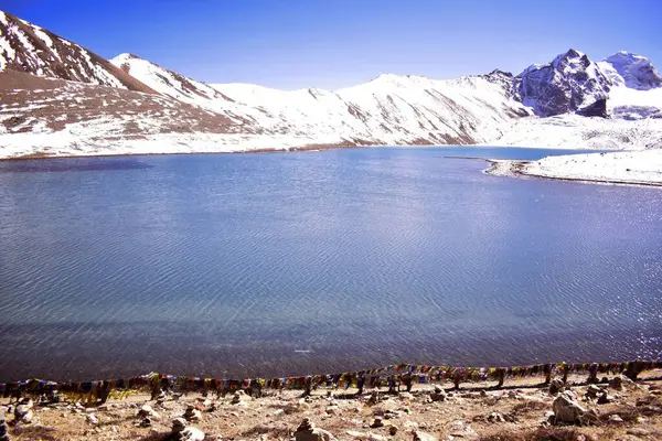 Sjön Vintern Berget — Stockfoto