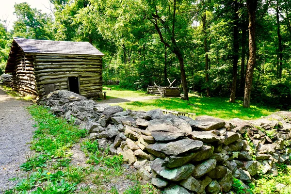Blue Ridge Parkway Humpback Rocks Visitor Center Mountain Farm Collection — Stockfoto