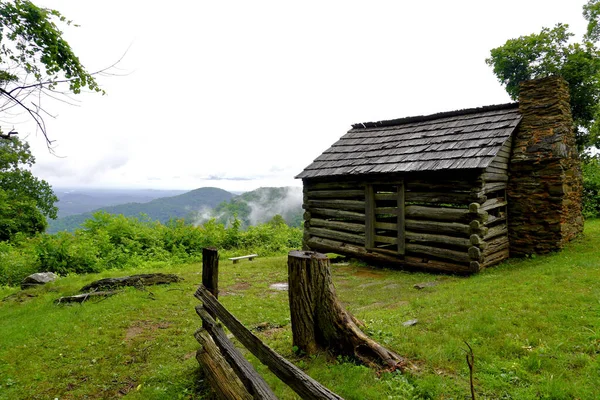 Log Settler Cabin Built Trail Smart View Recreation Area Blue — Stockfoto