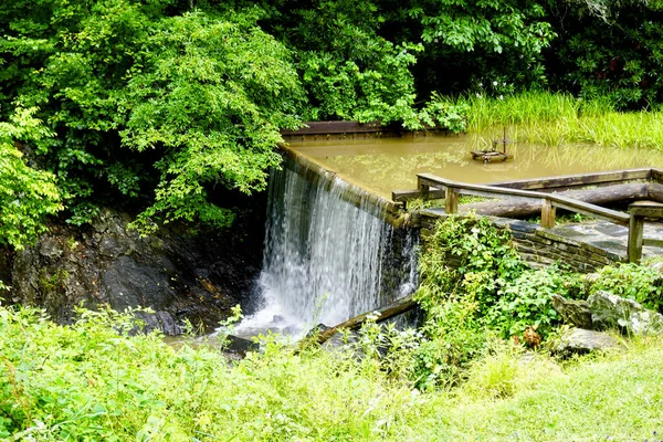 Rakes Pond Mill Blue Ridge Parkway Dam Pond Remain Jarman — стокове фото