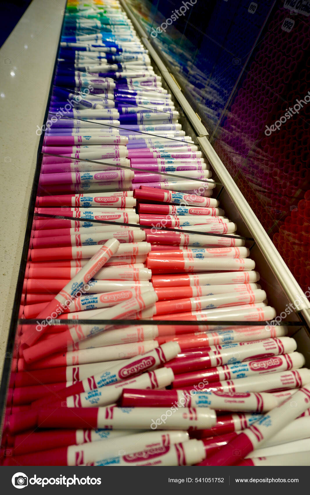 Crayola Markers Rainbow Order Pick Your Pack Crayola Experience Mall