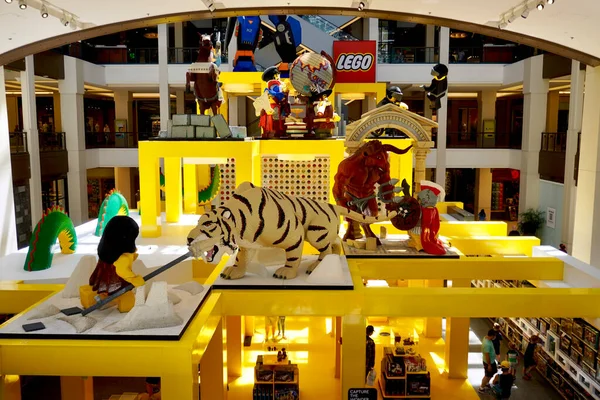 Loja Lego Centro Comercial América Modelos Maiores Que Vida Caverna — Fotografia de Stock