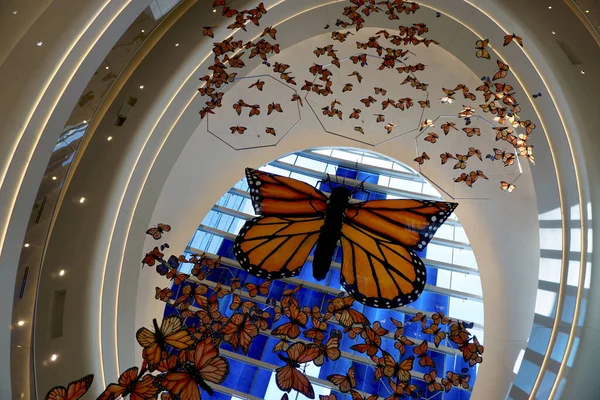 Caleidoscópio Uma Instalação Suspensa Mall America Por Christopher Lutter Gardell — Fotografia de Stock