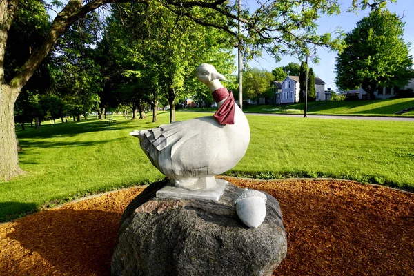Neu Ulm Minnesota Statue Der Gans Gertie Riverside Park Ein — Stockfoto