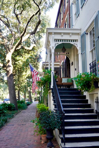 Savannah Georgia East Jones Street Historic District Charmigaste Gatorna Amerika — Stockfoto