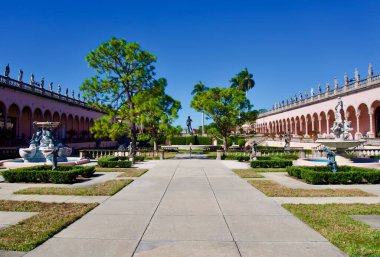 Sarasota, Florida: The John and Mable Ringling Museum of Art Courtyard Sculptures. Michelangelos David and other reproductions in the Italian villa-inspired classical courtyard. 