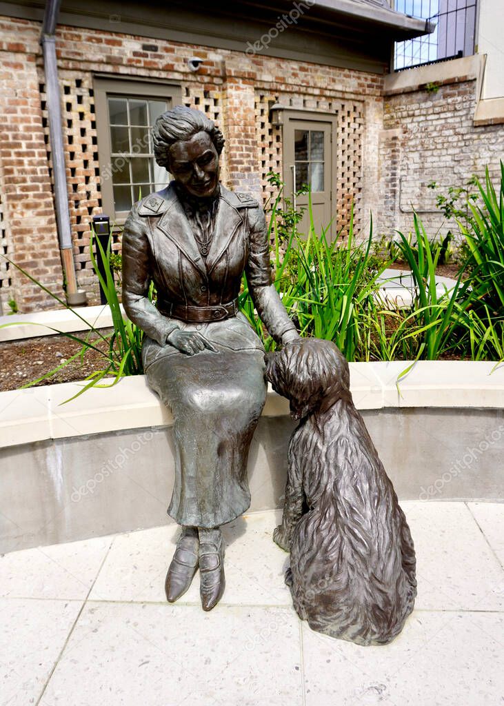 Savannah, Georgia: The Juliette Gordon Low Birthplace, founder of Girl Scouts of the USA. Lady of Compassion