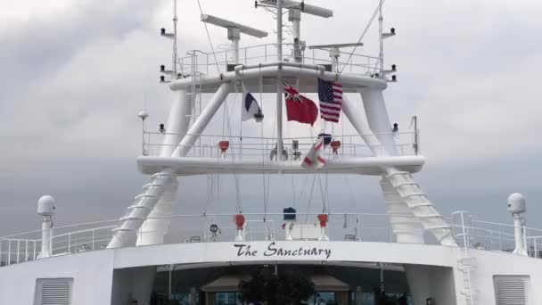 Λιμάνι Everglades Σημαίες Για Emerald Princess Cruise Πλοίο Princess Cruises — Αρχείο Βίντεο