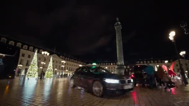 法国巴黎 2022年1月 时空飞逝 Time Lapse Vendome Column Place 寒假期间的城市夜间交通 — 图库视频影像