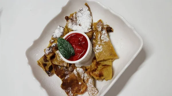 Kaiserschmarren, Tyrolese versiyonu