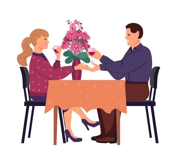 식당에서 식사를 있습니다 식탁에서 와인을 마시고 남자는 여자의 테이블 꽃다발 — 스톡 사진