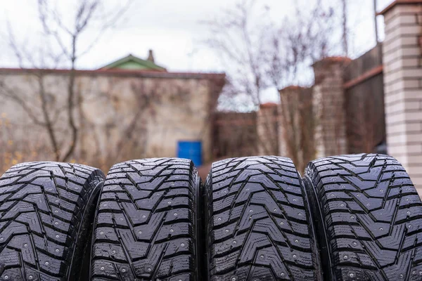 Зимові Шини Шипами Крупним Планом Безпека Під Час Зимового Водіння — стокове фото