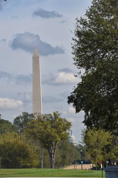 Washington États Unis Octobre 2021 Monument Washington Surplombe Champ Arbres — Photo
