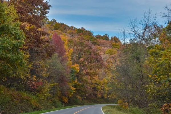 Park Narodowy Shenandoah Wirginia Usa Listopada 2021 Skyline Drive Kręta — Zdjęcie stockowe