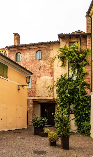 View Casa Dei Brittoni Medieval Architecture Treviso Italy — Stock Photo, Image