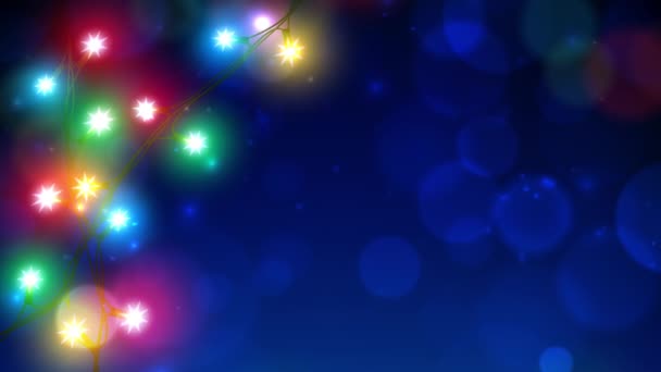 カラフルなクリスマスライトをアニメーション メリークリスマスお正月のグリーティングカード 青の背景に光を当てる エクスマス ガーランドを育てる ホリデークリスマスパーティーのバナーデザイン シームレスなループ — ストック動画